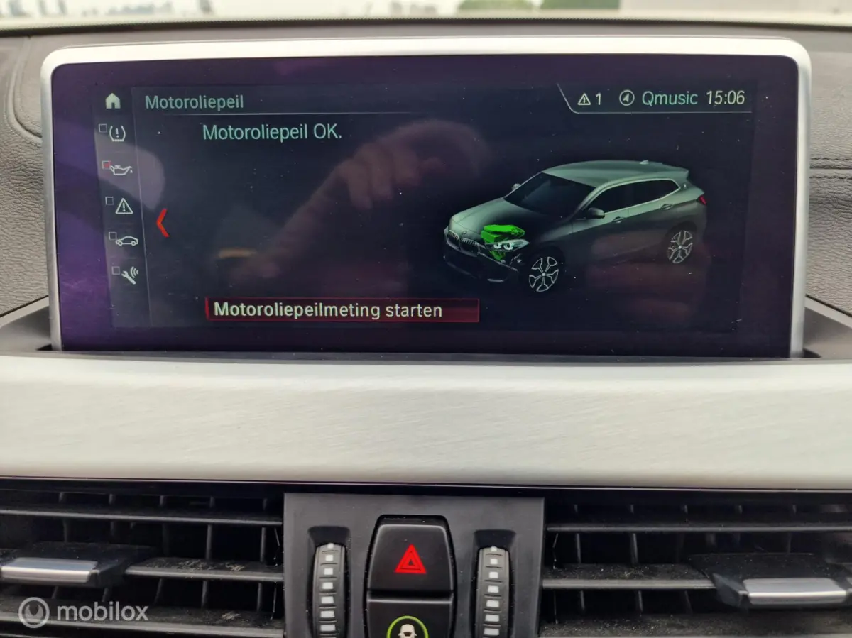 sDrive20i High Executive Edition Pano schuifdak Head-Up Alcantara Dealer onderhouden