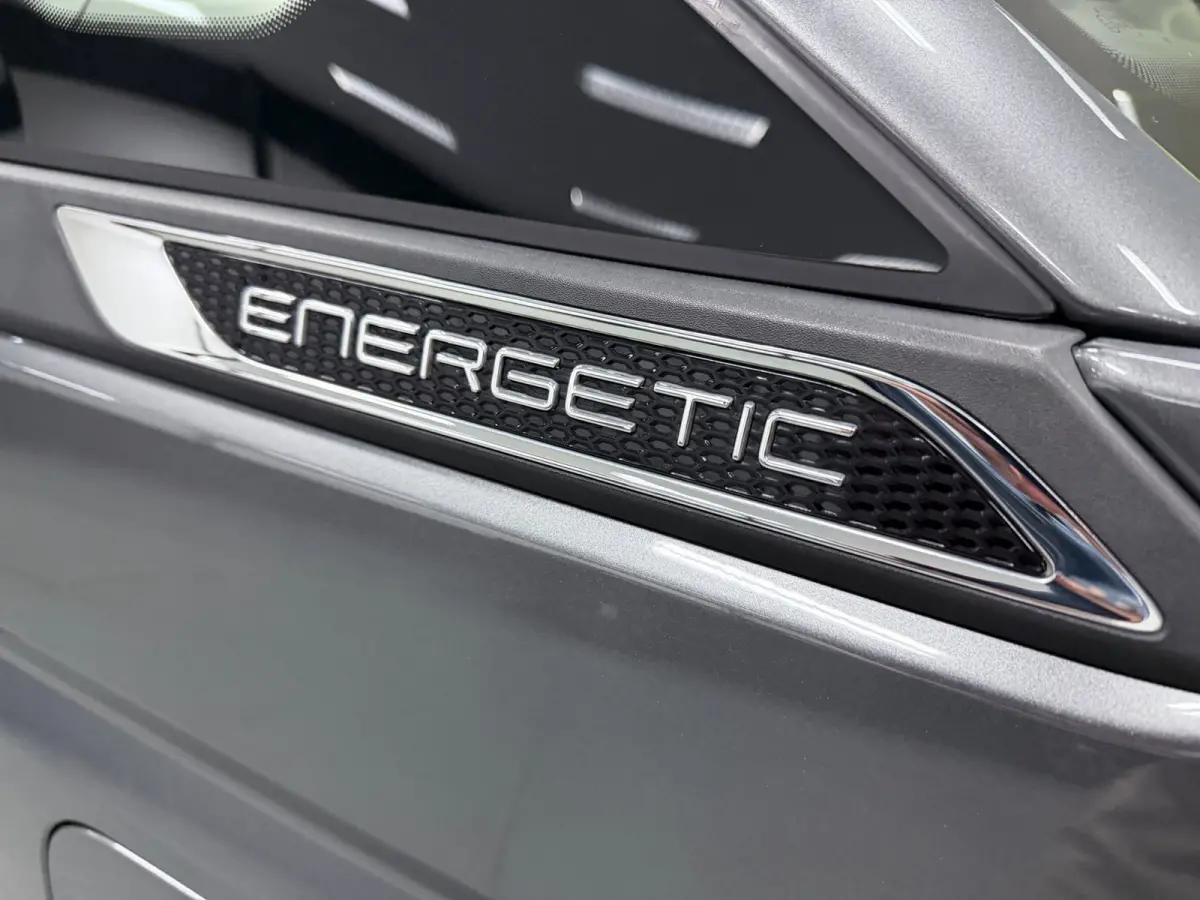 1.4 eHybrid ENERGETIC NAVI/CARPLAY/DAB/ADAPT-CRUISE/TREKH/LED/ECC/PDC///