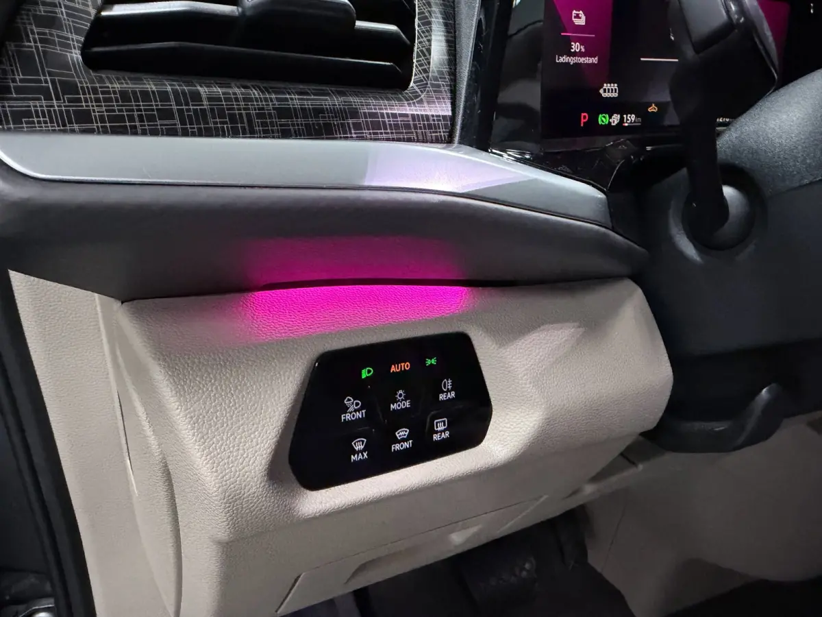 1.4 eHybrid ENERGETIC NAVI/CARPLAY/DAB/ADAPT-CRUISE/TREKH/LED/ECC/PDC///