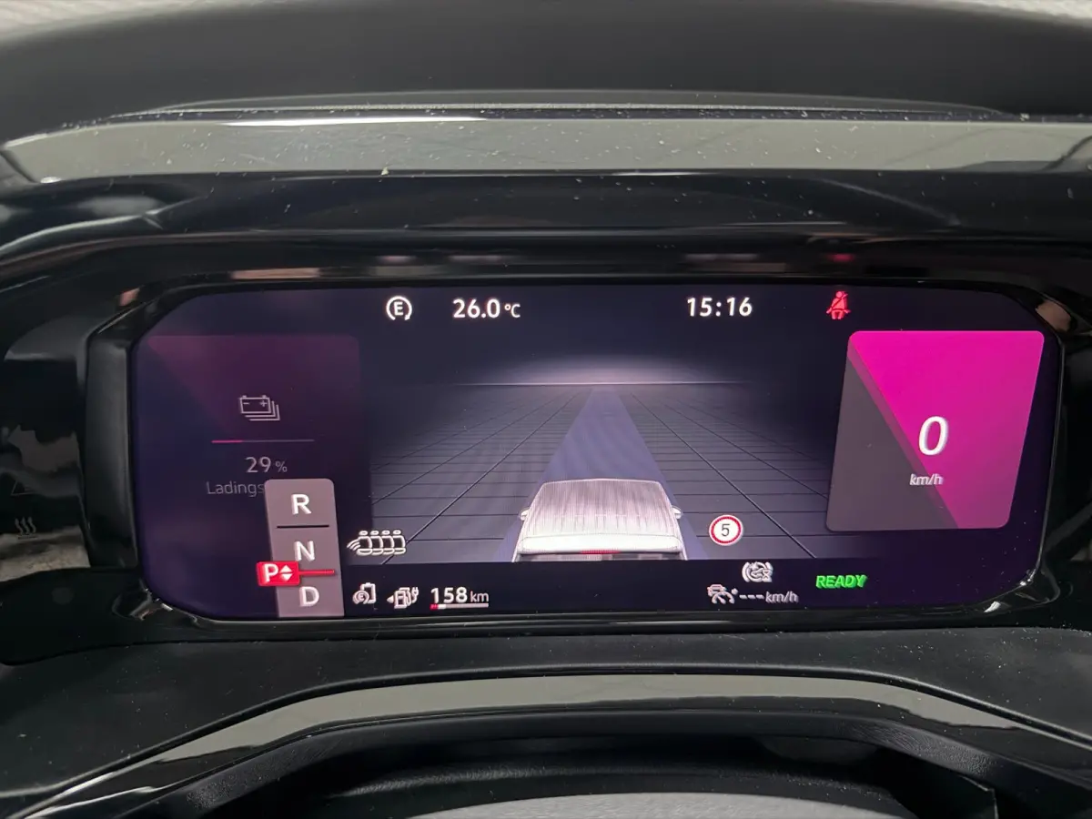 1.4 eHybrid ENERGETIC NAVI/CARPLAY/DAB/ADAPT-CRUISE/TREKH/LED/ECC/PDC///