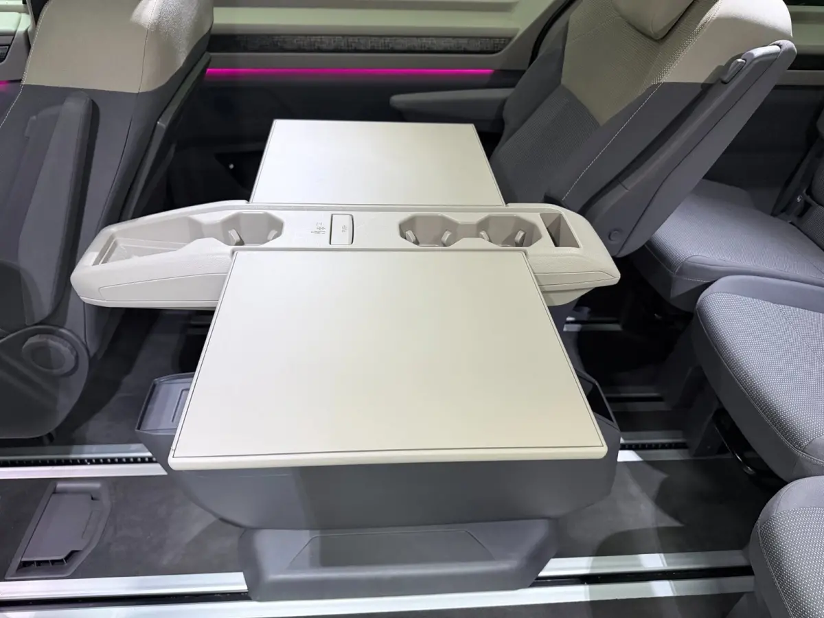1.4 eHybrid ENERGETIC NAVI/CARPLAY/DAB/ADAPT-CRUISE/TREKH/LED/ECC/PDC///