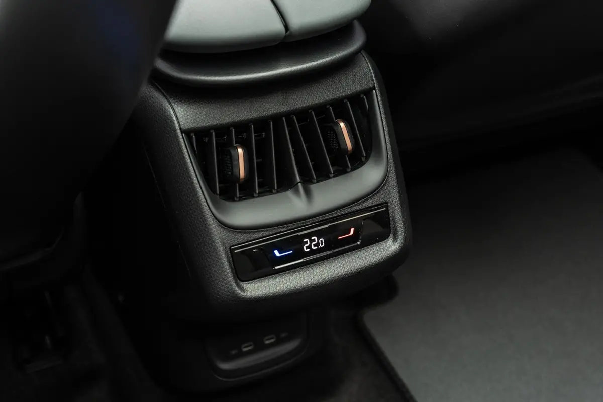 340pk VZ Extreme 82 kWh | Trekhaak Wegklapbaar | Panoramadak | Rondomzicht Camera