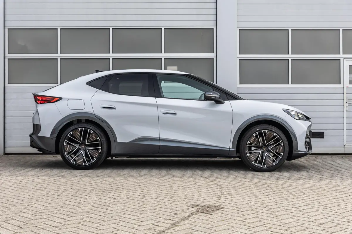 340pk VZ Extreme 82 kWh | Trekhaak Wegklapbaar | Panoramadak | Rondomzicht Camera