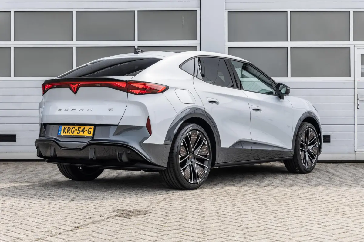 340pk VZ Extreme 82 kWh | Trekhaak Wegklapbaar | Panoramadak | Rondomzicht Camera