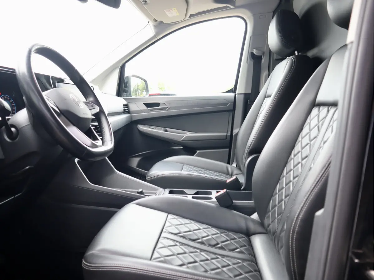2.0 TDI 120PK DSG BLACK EDITION