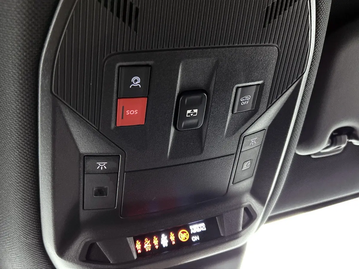 1.6 GT Exclusive Plug-In Hybrid 240 | Automaat | Panoramadak | Schuifdak | Lederen bekleding | Elektrisch bedienbare stoelen | 360 camera |