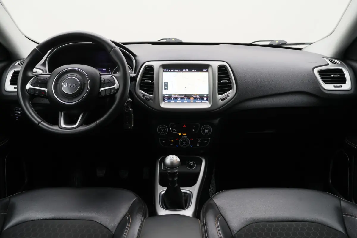 1.4 MultiAir Longitude Leder/Stof, Apple Carplay, Camera, Cruise, Climate, DAB, PDC, 17''