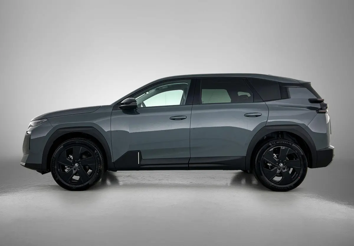 1.2 Hybrid 145 Business | Automaat | 360 camera | Navigatie | Apple carplay | Android auto | Lichtmetalen velgen | Climate control | Adaptive cruise control |