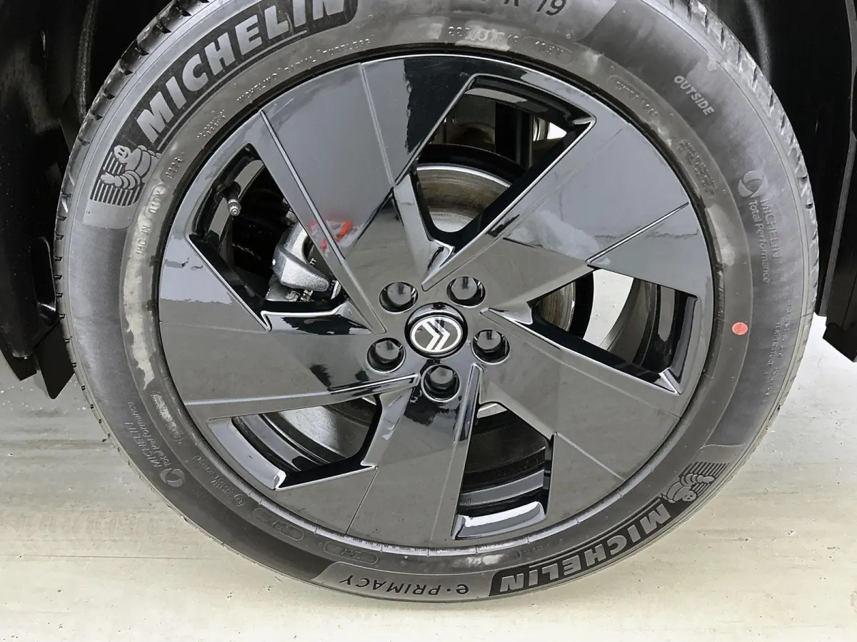 1.2 Hybrid 145 Business | Automaat | 360 camera | Navigatie | Apple carplay | Android auto | Lichtmetalen velgen | Climate control | Adaptive cruise control |