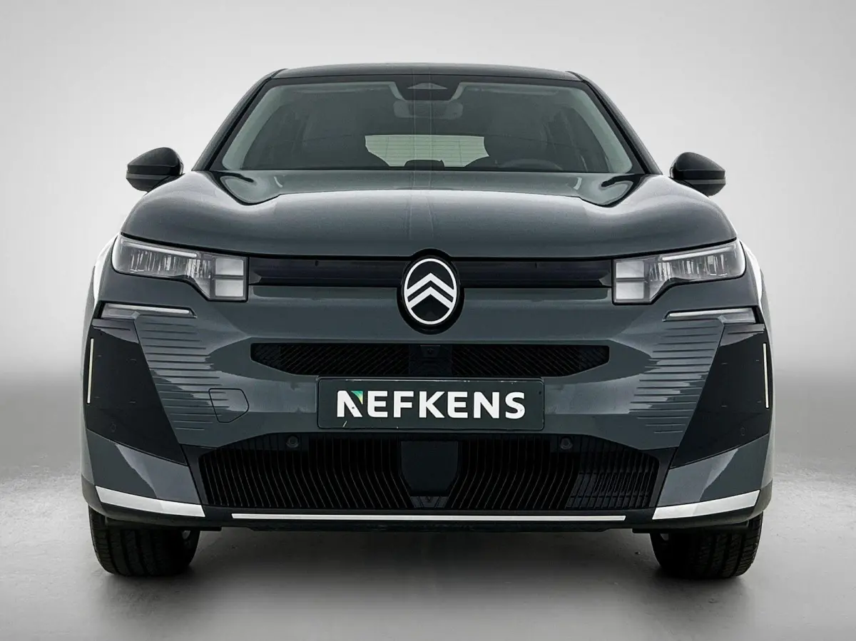 1.2 Hybrid 145 Business | Automaat | 360 camera | Navigatie | Apple carplay | Android auto | Lichtmetalen velgen | Climate control | Adaptive cruise control |