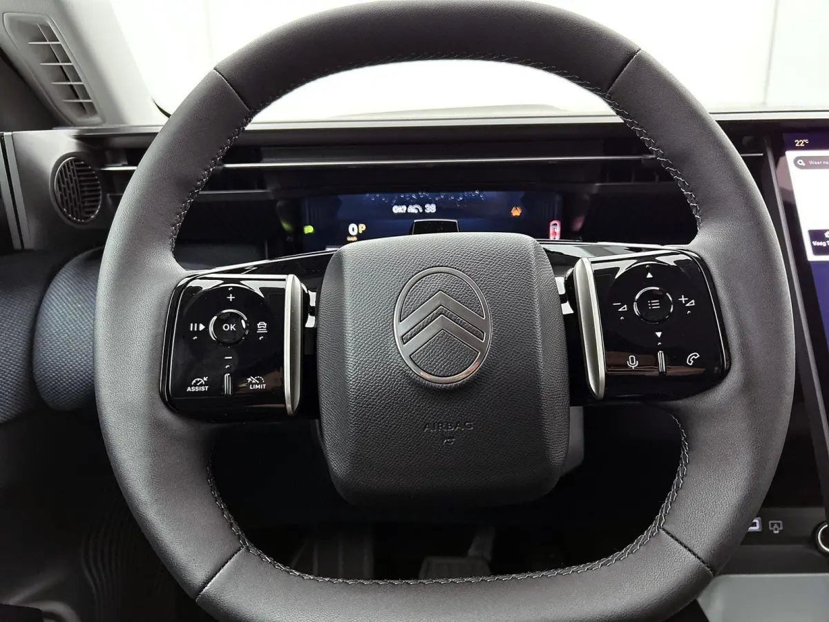 1.2 Hybrid 145 Business | Automaat | 360 camera | Navigatie | Apple carplay | Android auto | Lichtmetalen velgen | Climate control | Adaptive cruise control |