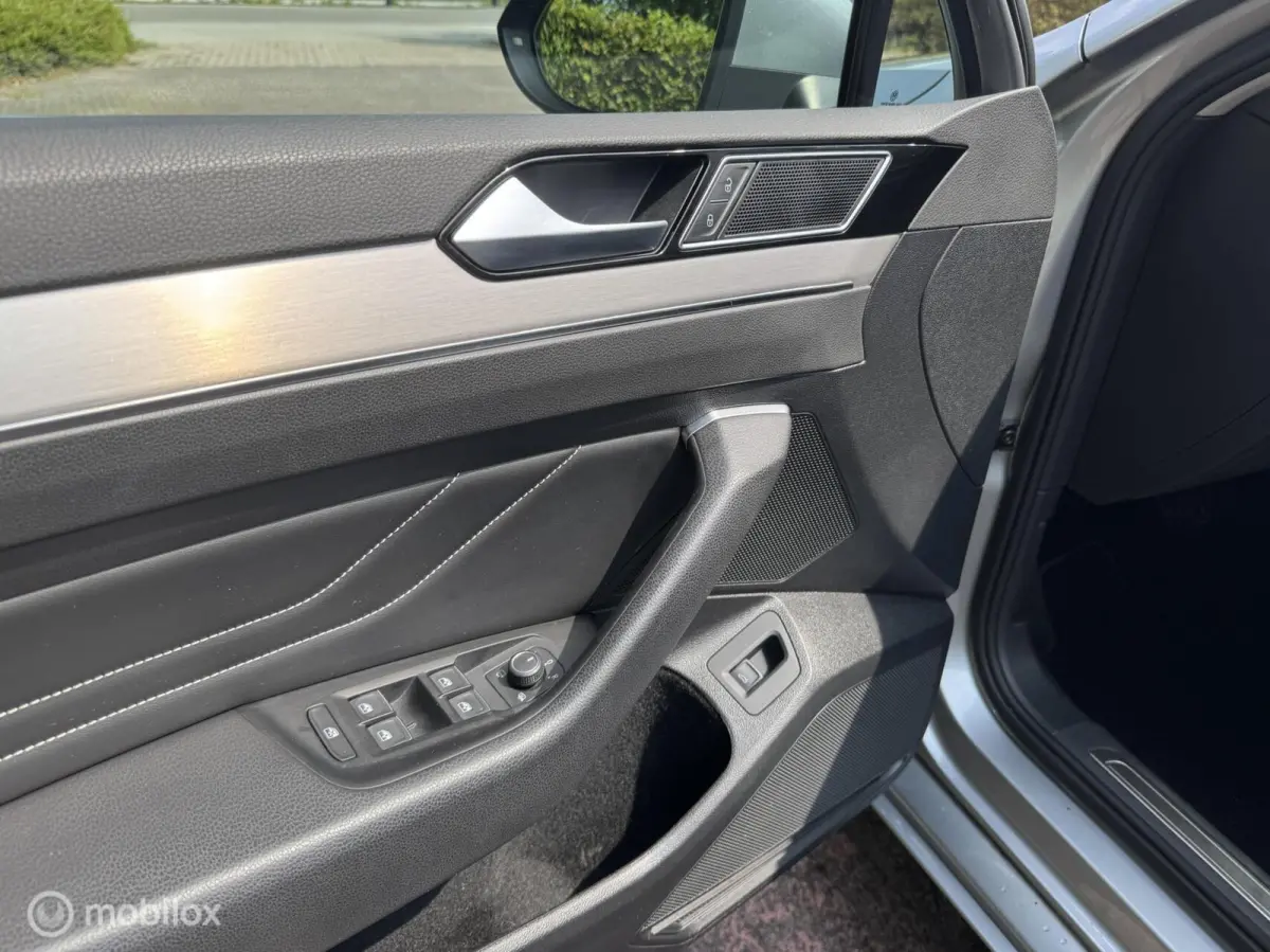 1.5 TSI R-Line Business +/HUD/OHDO