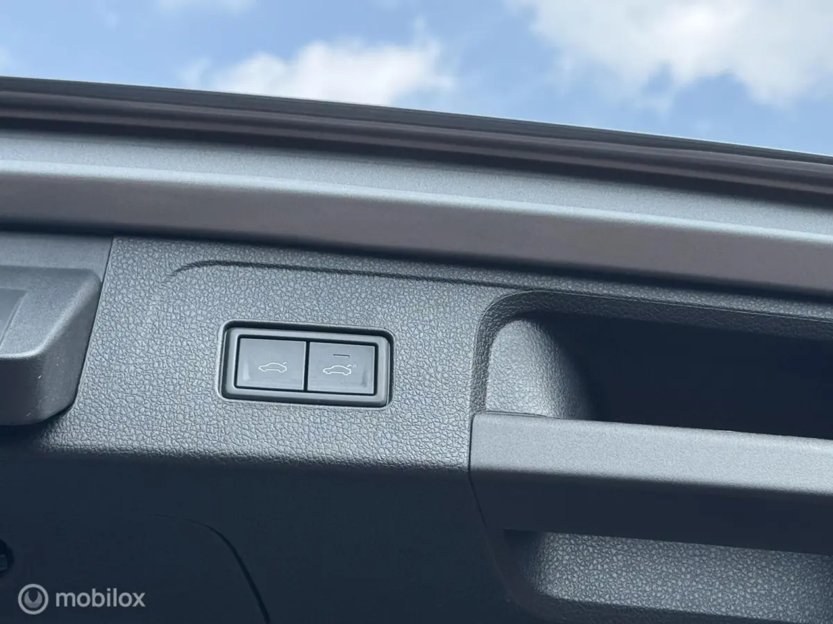 1.5 TSI R-Line Business +/HUD/OHDO