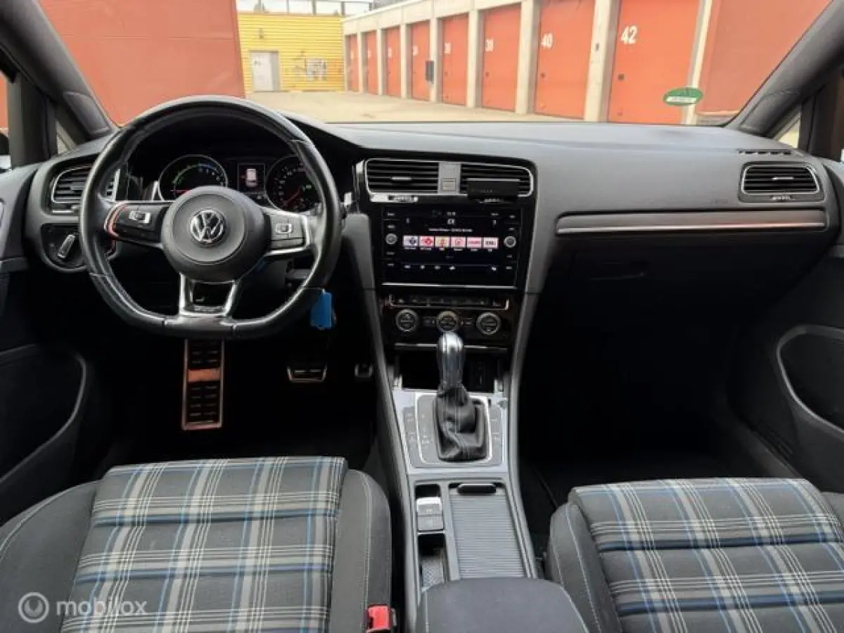 1.4 TSI PHEV GTE BJ 12-12-2018 KM NAP EXTR