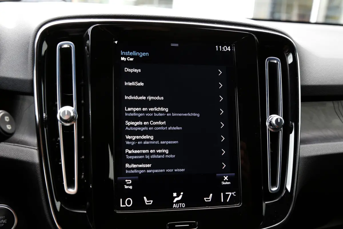 1.5 T4 Plug-in hybrid Plus Dark*Perfect Onderh.*Half Leder R-Design stoelen/Stoelverw./Stuurverw./Camera/H&K/DAB/LED/Apple Carplay-Android/Keyless Entry+Go/Parkeersens.V+A/18 inch LM*