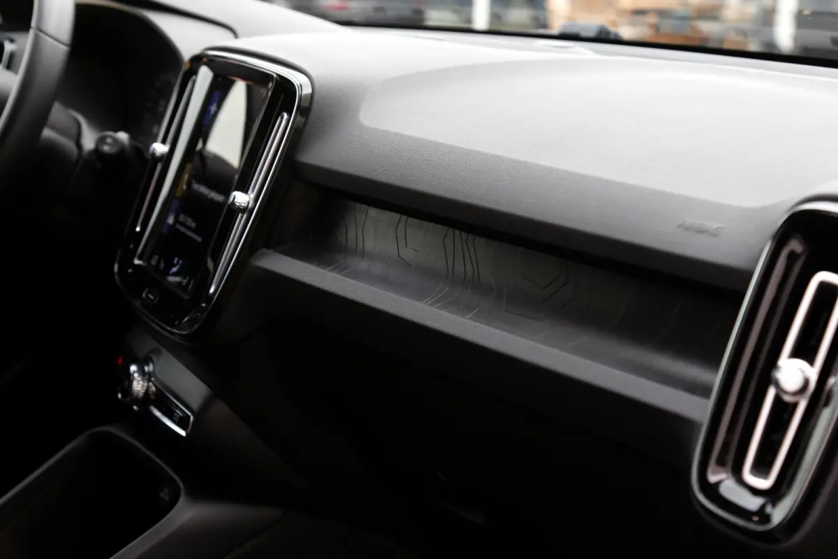 1.5 T4 Plug-in hybrid Plus Dark*Perfect Onderh.*Half Leder R-Design stoelen/Stoelverw./Stuurverw./Camera/H&K/DAB/LED/Apple Carplay-Android/Keyless Entry+Go/Parkeersens.V+A/18 inch LM*