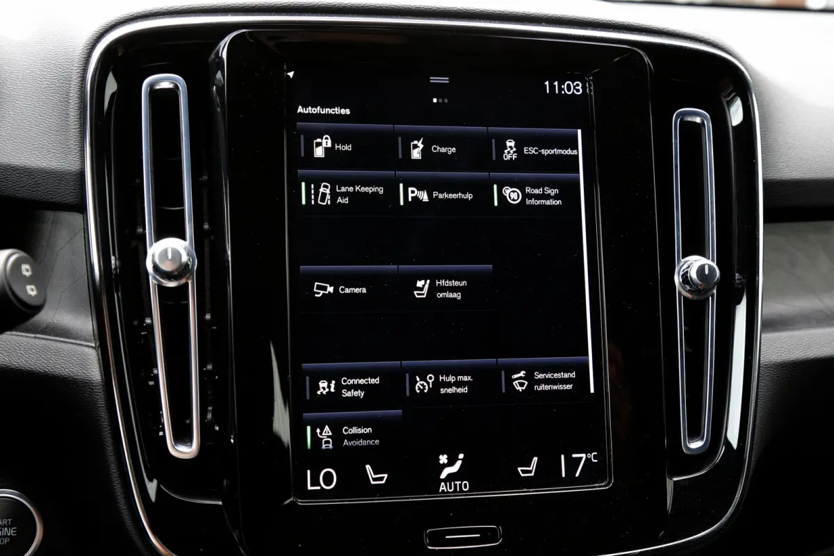 1.5 T4 Plug-in hybrid Plus Dark*Perfect Onderh.*Half Leder R-Design stoelen/Stoelverw./Stuurverw./Camera/H&K/DAB/LED/Apple Carplay-Android/Keyless Entry+Go/Parkeersens.V+A/18 inch LM*