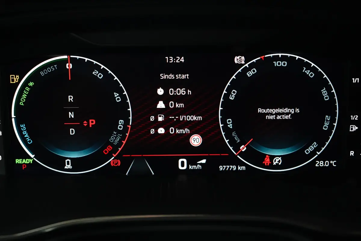 1.4 TSI iV RS PHEV 245PK DSG | TREKHAAK | CAMERA | STOELVERW. | NAVIGATIE | APP. CONNECT | 18 INCH | ADAPT. CRUISE | DAB+ | FULL LED | CLIMATE CONTROL