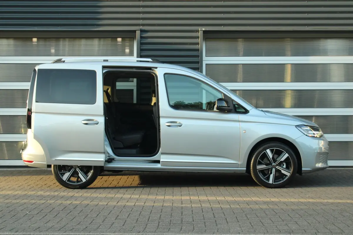 Kombi 1.5 TSI 150pk Hybride Style | Winter Pakket | 18" Velgen