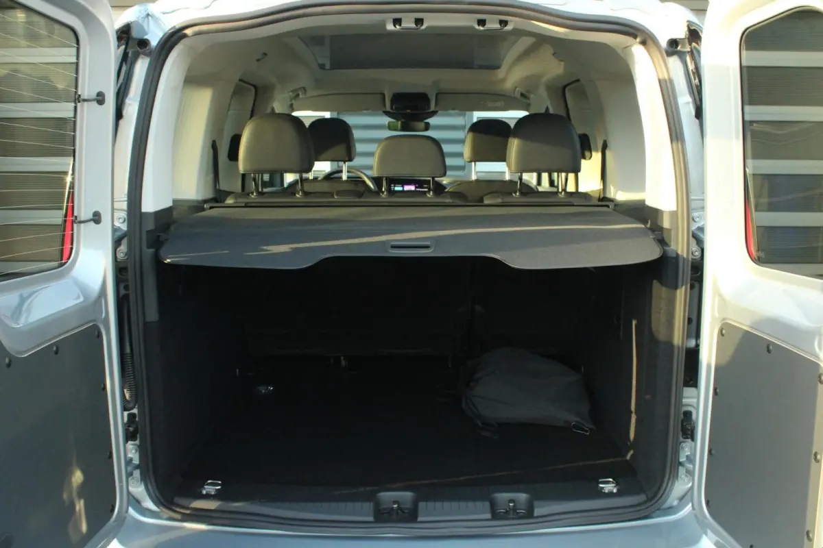 Kombi 1.5 TSI 150pk Hybride Style | Winter Pakket | 18" Velgen