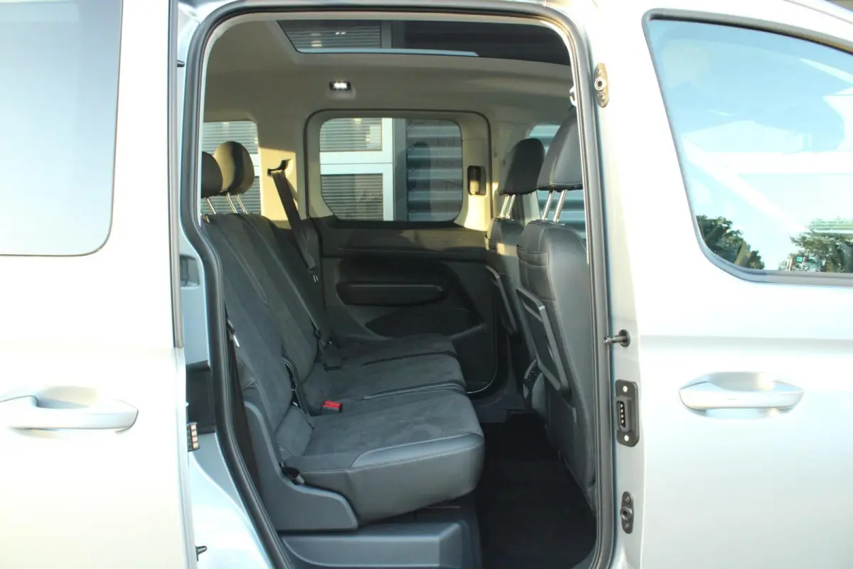 Kombi 1.5 TSI 150pk Hybride Style | Winter Pakket | 18" Velgen