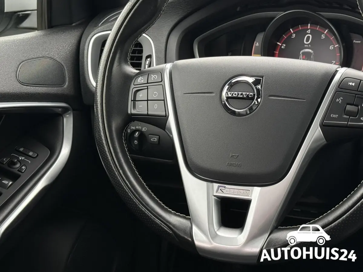 1.5 T3 Polar+ Sport Panoramadak|Harman Kardon|LED|Keyless|NL-AUTO