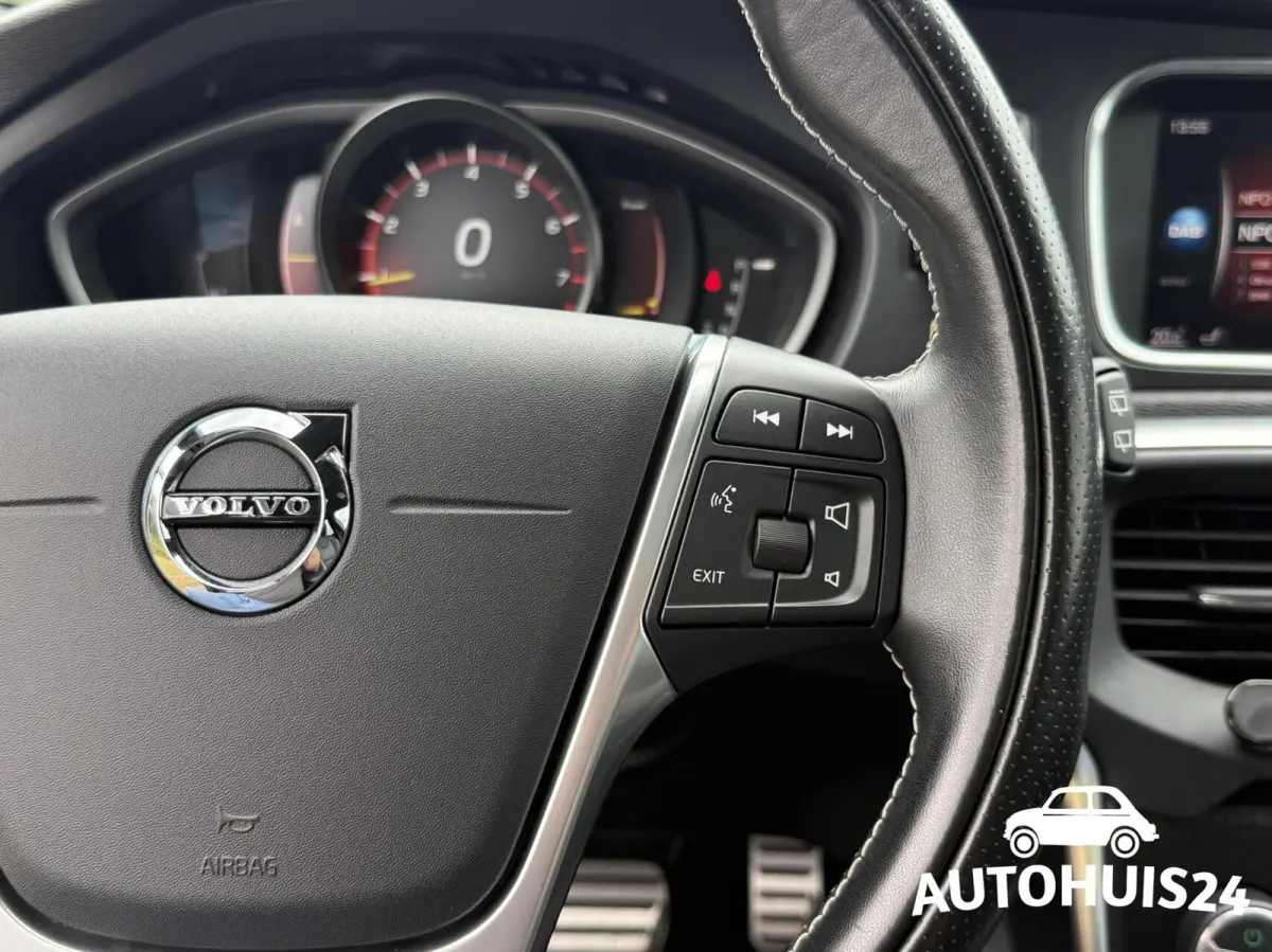 1.5 T3 Polar+ Sport Panoramadak|Harman Kardon|LED|Keyless|NL-AUTO