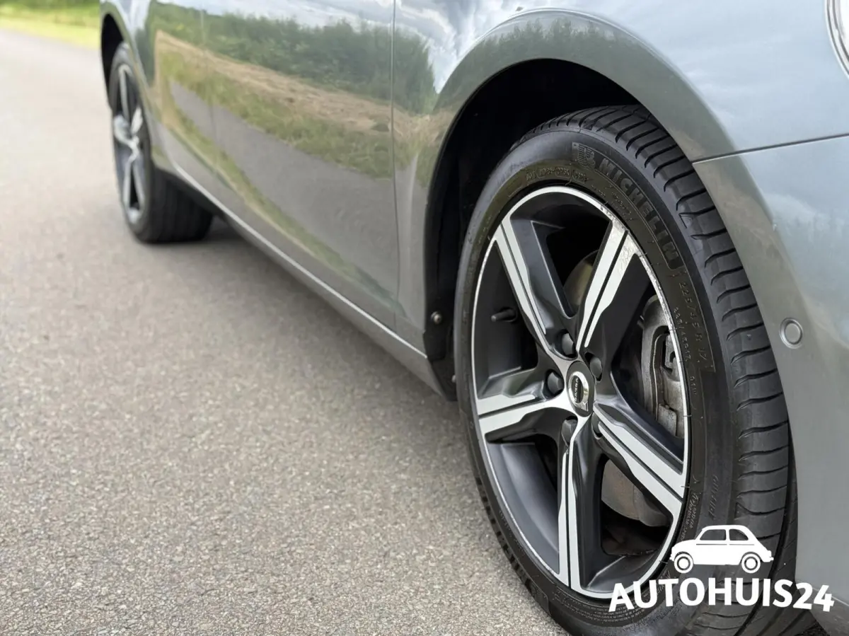 1.5 T3 Polar+ Sport Panoramadak|Harman Kardon|LED|Keyless|NL-AUTO