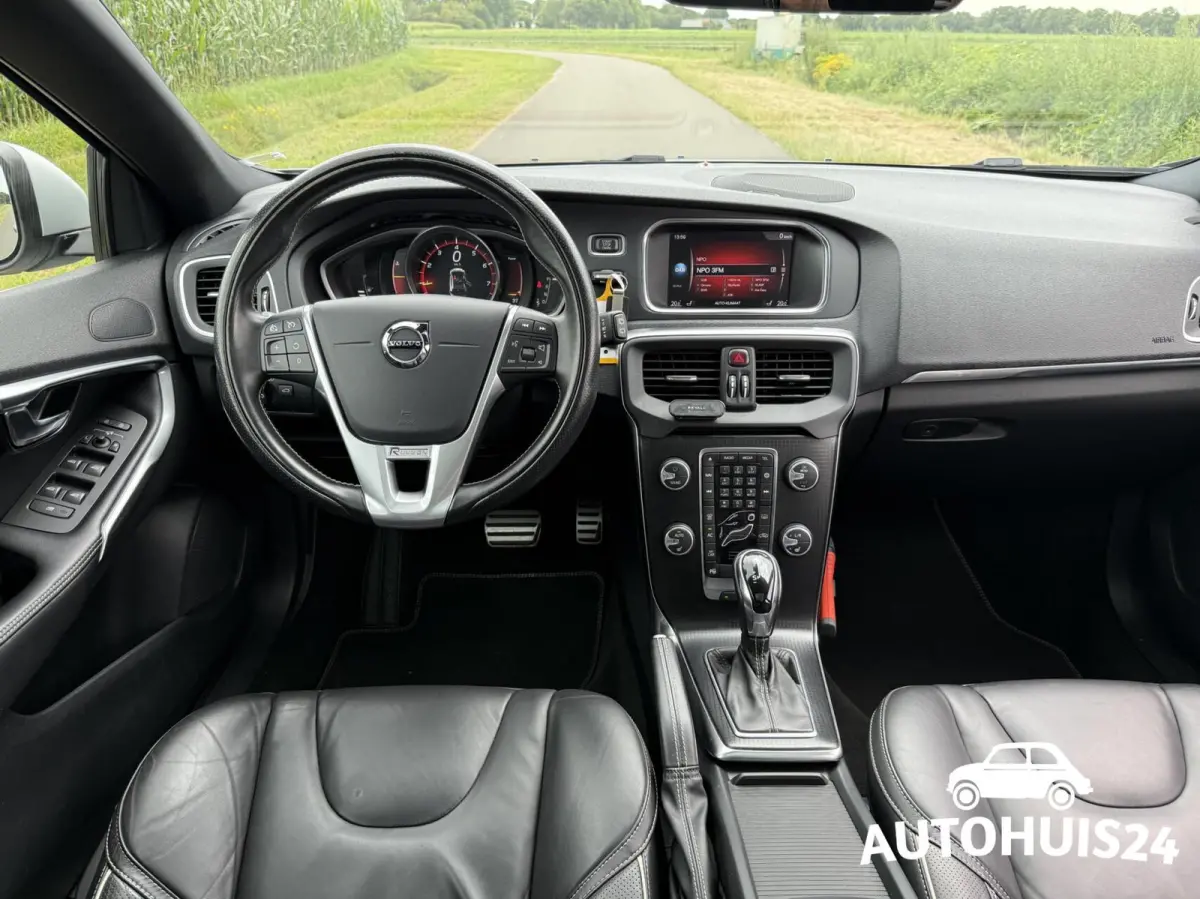 1.5 T3 Polar+ Sport Panoramadak|Harman Kardon|LED|Keyless|NL-AUTO