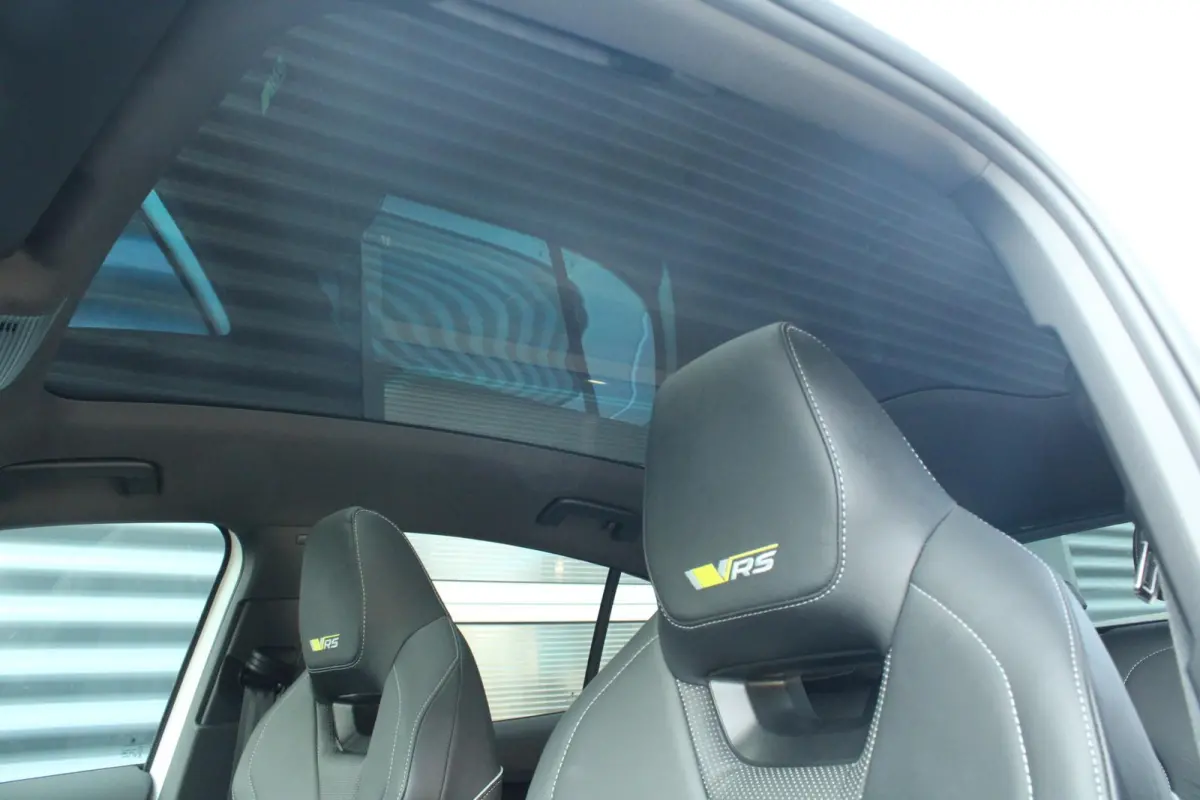 RS 80 300pk | SoH 92% | Trekhaak | Panoramadak | Stoel/Stuurverwarming | Adaptieve Cruise | Voorstoelen Elekt. | Canton Audio