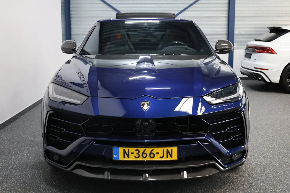 4.0 V8 NOVITEC 750+PK FULL CARBON/3D B&O/PANO/ACHTERAS.B/LEDER+MASSAGE/23" LMV/360 CAM/ACC/ECC/12 MND GARANTIE!