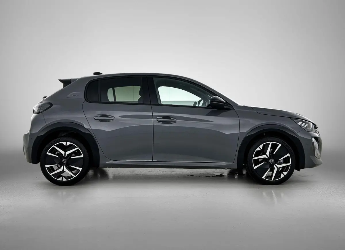 1.2 Hybrid 145 e-DCS6 GT | Automaat | tot 8 jaar garantie | GT | LED | Sportstoelen | Camera | Lichtmetalen velgen | Parkeersensoren | Elektrisch bedienbare stoelen | Massage | Stoelverwarmi