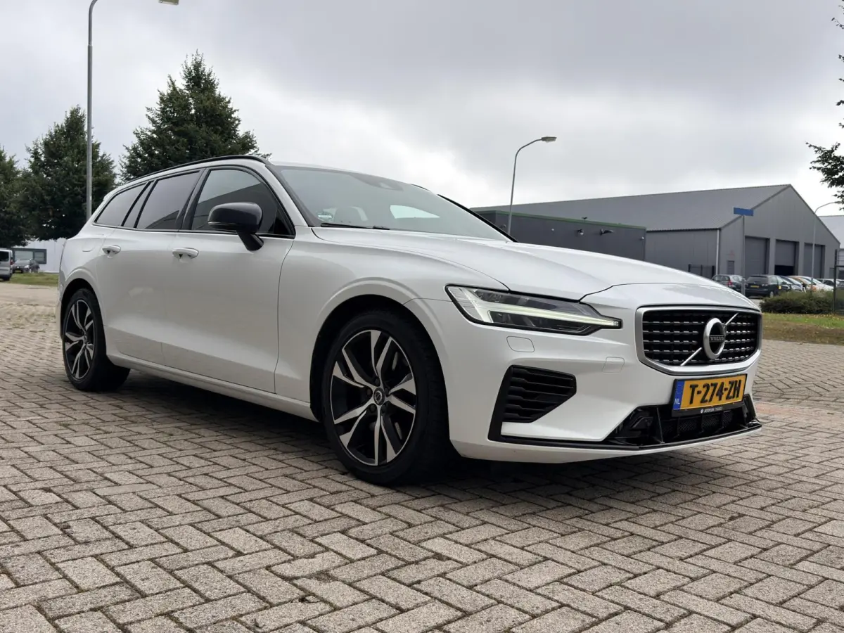 2.0 T6 Twin Engine AWD R-Design Panodak|HUD|ACC|Memory|Keyless|