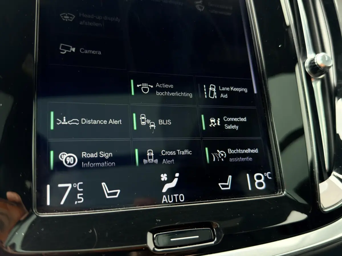 2.0 T6 Twin Engine AWD R-Design Panodak|HUD|ACC|Memory|Keyless|