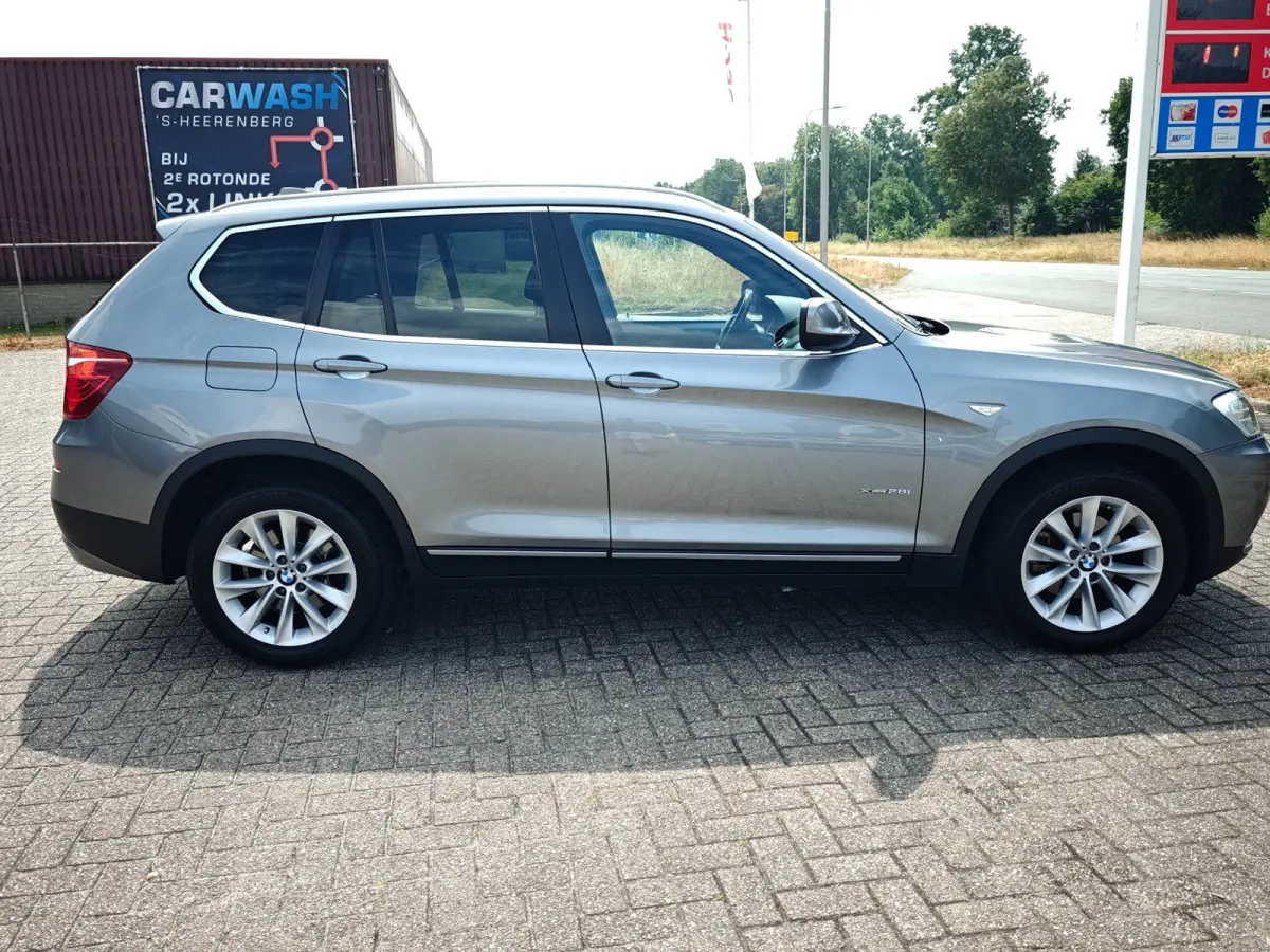 XDrive28i High Executive | Panoramadak | Lederen Bekleding | Trekhaak elektrisch