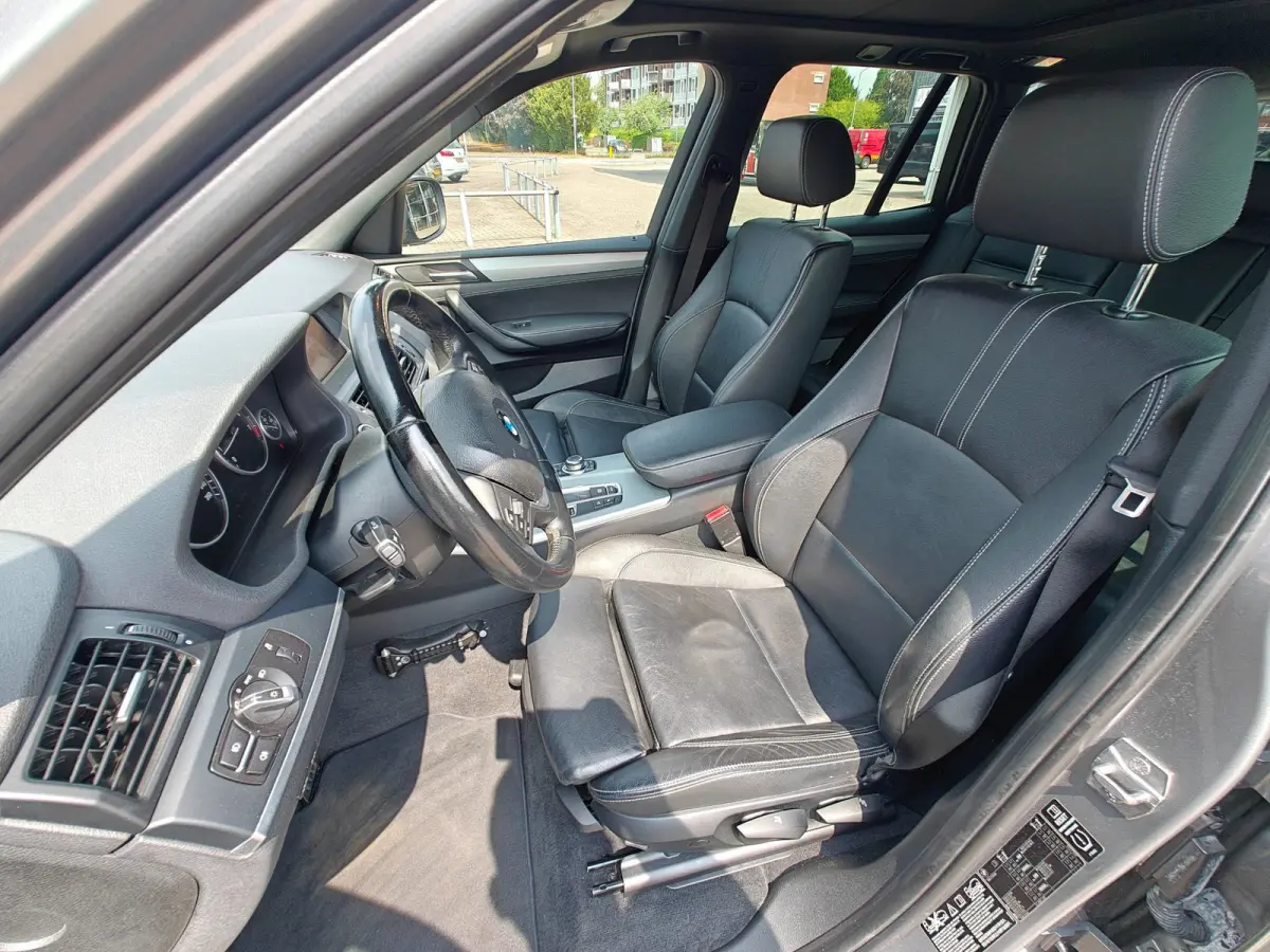 XDrive28i High Executive | Panoramadak | Lederen Bekleding | Trekhaak elektrisch