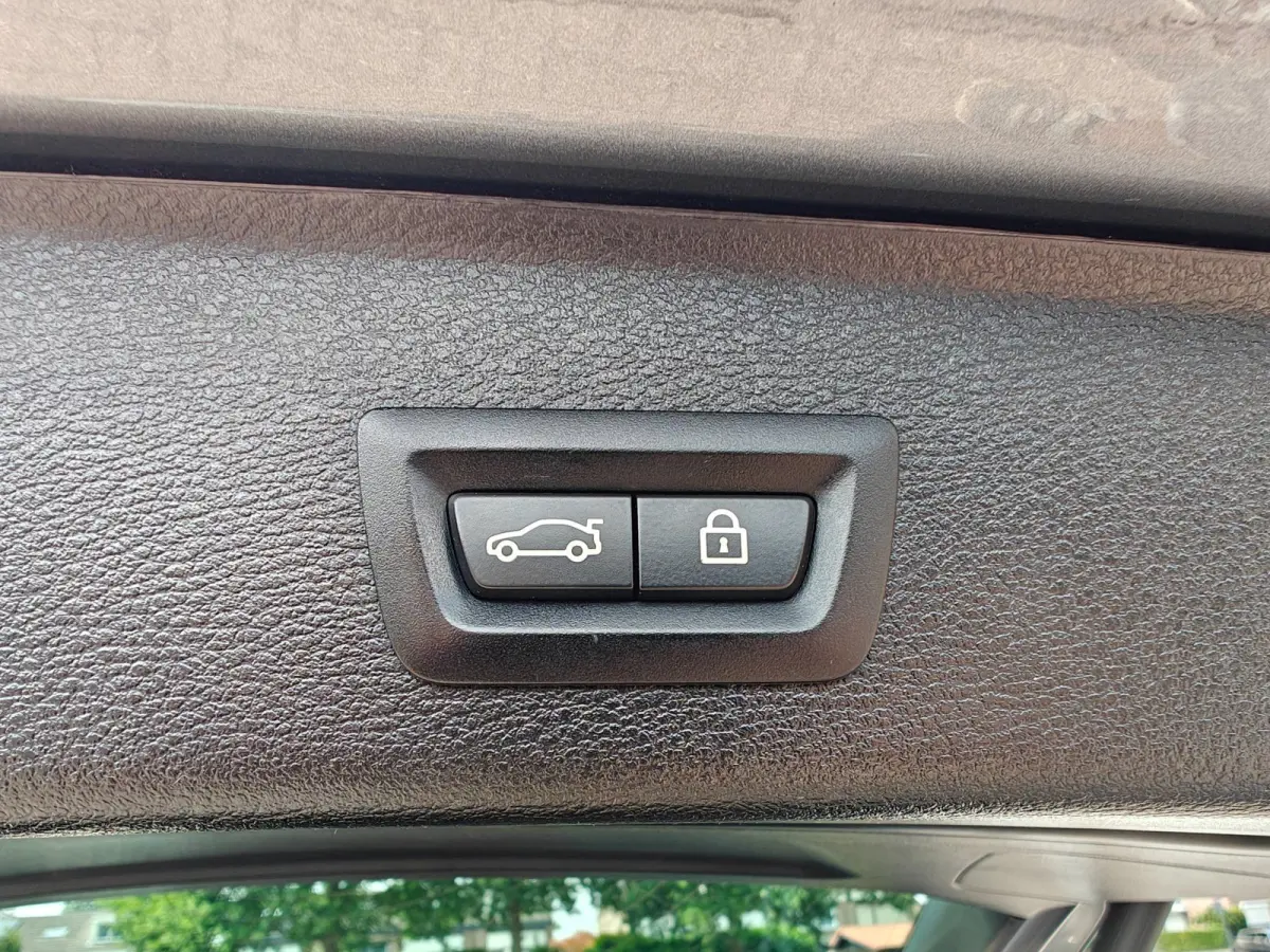 XDrive28i High Executive | Panoramadak | Lederen Bekleding | Trekhaak elektrisch