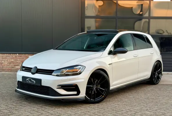 1.5 TSI Highline R-Line 150pk Pano/Virtual/Keyless/Nieuwstaat