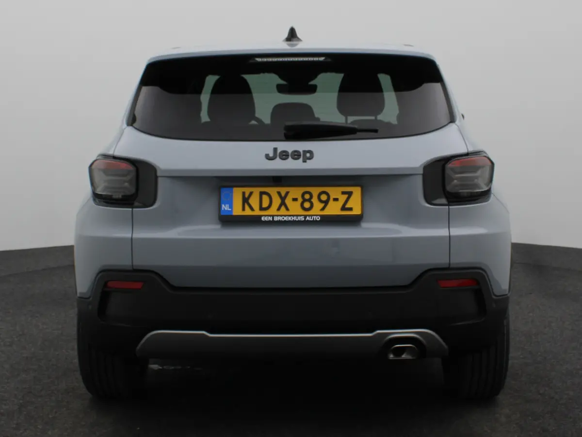1.2 e-Hybrid Black Edition 8 Jaar Garantie | Camera | Adaptieve Cruise Control | Parkeersenoren | Draadloze Carplay | LED verlichting