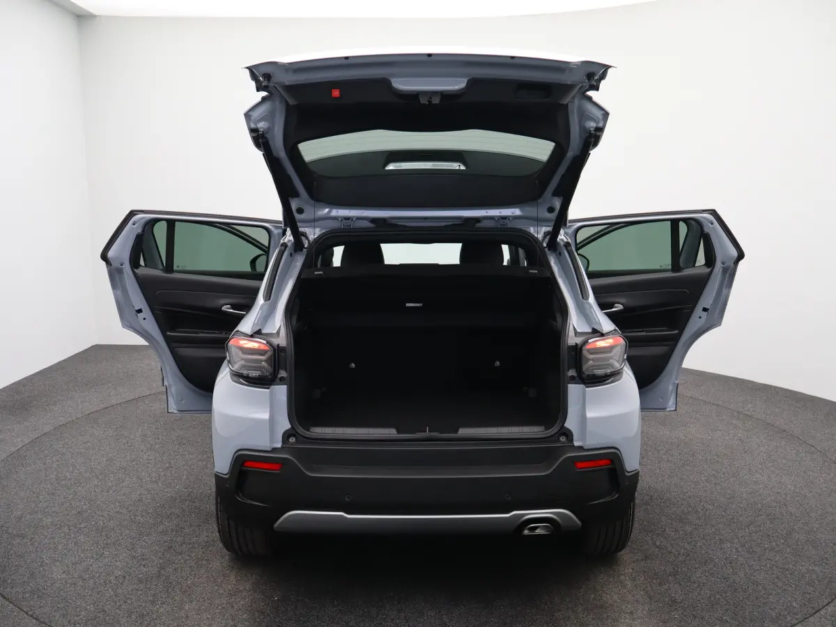 1.2 e-Hybrid Black Edition 8 Jaar Garantie | Camera | Adaptieve Cruise Control | Parkeersenoren | Draadloze Carplay | LED verlichting