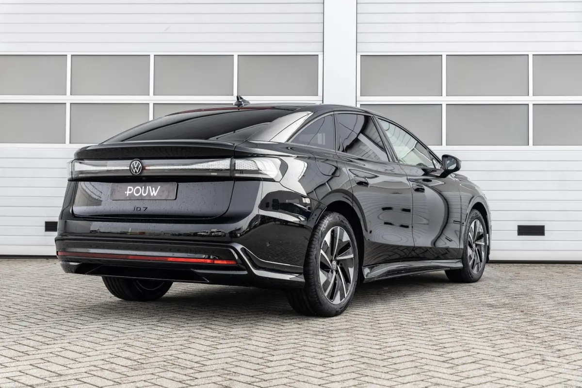 286pk Pro Limited Edition 77 kWh | Trekhaak Wegklapbaar | Elek Stoelen + Geheugen | Head-up