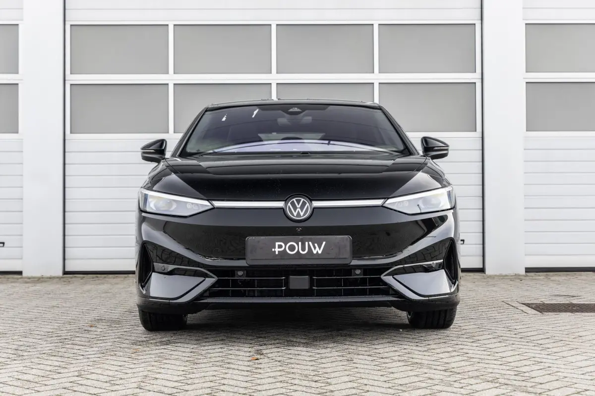 286pk Pro Limited Edition 77 kWh | Trekhaak Wegklapbaar | Elek Stoelen + Geheugen | Head-up