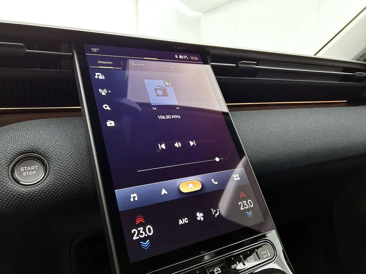 SUV Plus Comfort Range 73 kWh | DEMO | 519km WLTP Actieradius | Navigatie | Adaptive cruise control | 360 graden camera | Elektrische achterklep | Draadloze telefoonlader | 19" lichtmetalen 