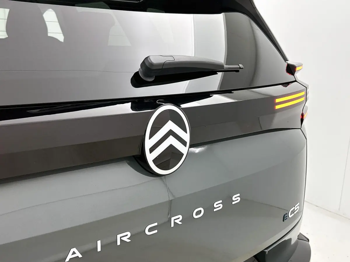 SUV Plus Comfort Range 73 kWh | DEMO | 519km WLTP Actieradius | Navigatie | Adaptive cruise control | 360 graden camera | Elektrische achterklep | Draadloze telefoonlader | 19" lichtmetalen 