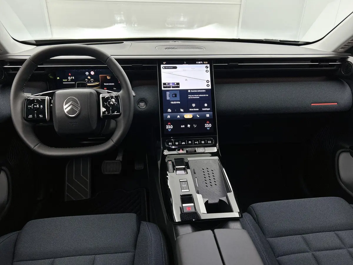 SUV Plus Comfort Range 73 kWh | DEMO | 519km WLTP Actieradius | Navigatie | Adaptive cruise control | 360 graden camera | Elektrische achterklep | Draadloze telefoonlader | 19" lichtmetalen 