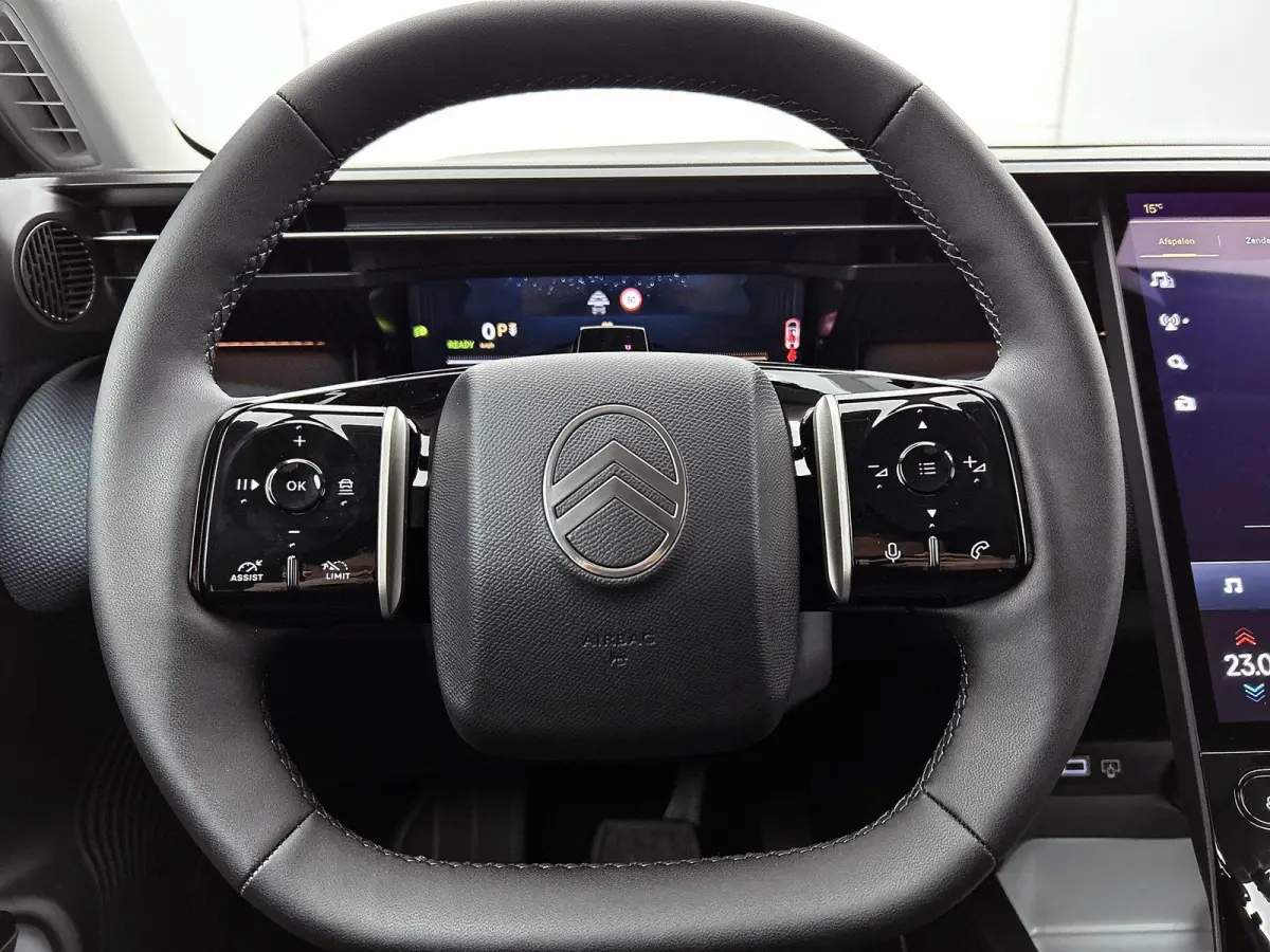 SUV Plus Comfort Range 73 kWh | DEMO | 519km WLTP Actieradius | Navigatie | Adaptive cruise control | 360 graden camera | Elektrische achterklep | Draadloze telefoonlader | 19" lichtmetalen 