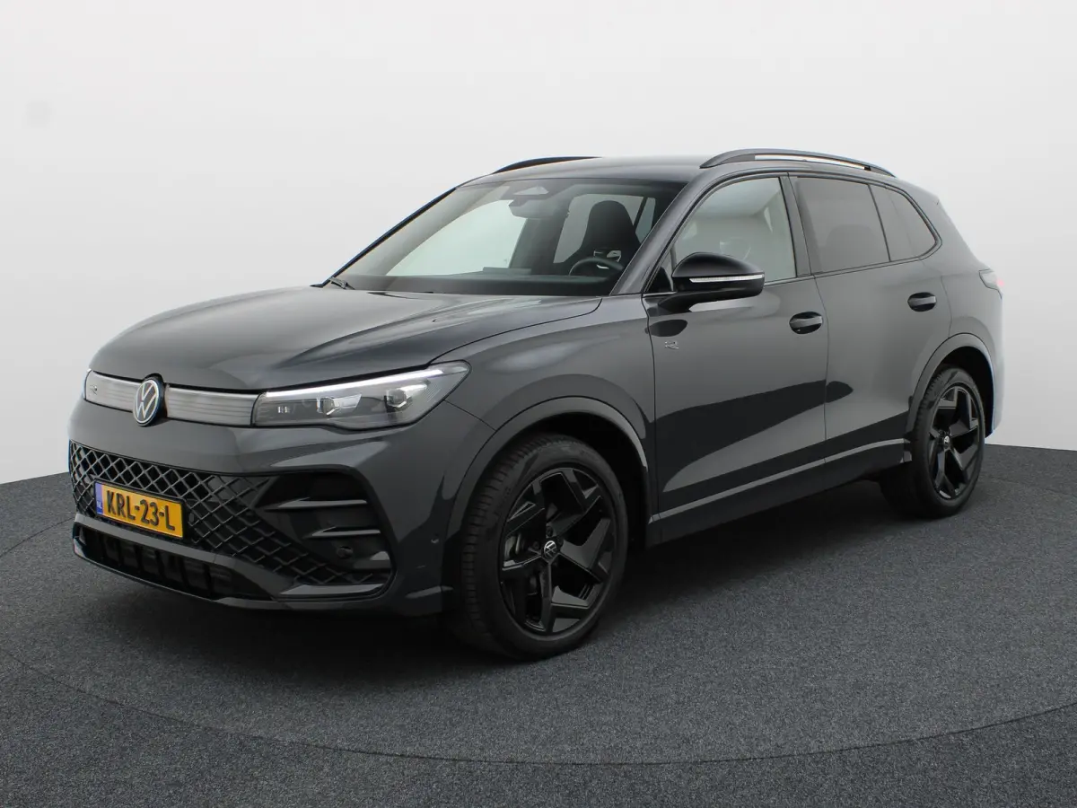 1.5 eTSI R-Line Edition | Head Up | Side Assist | Black Style | Prijs Rijklaar!!