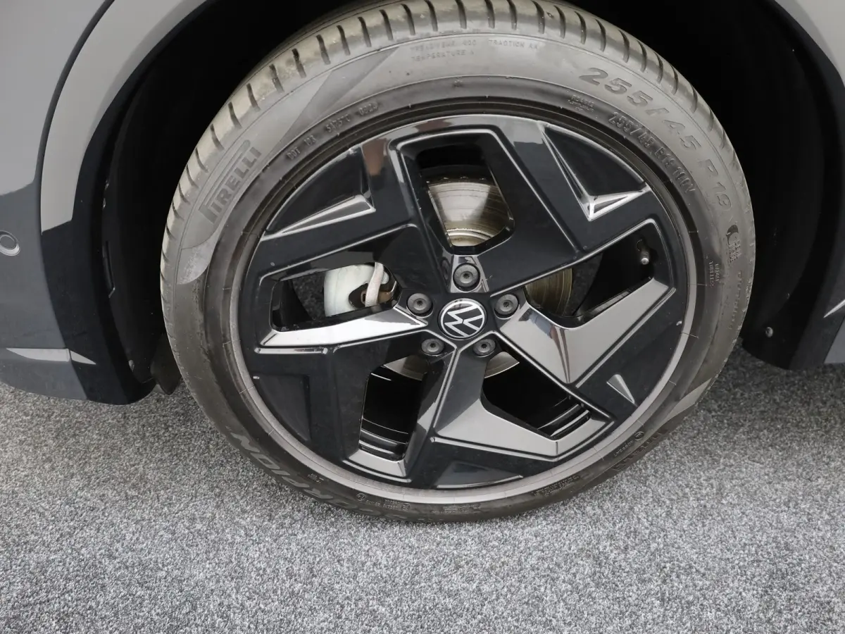 1.5 eTSI R-Line Edition | Head Up | Side Assist | Black Style | Prijs Rijklaar!!