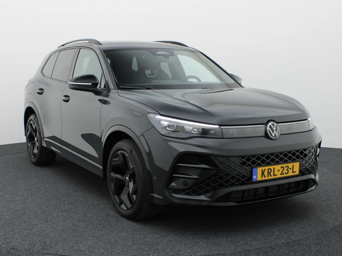 1.5 eTSI R-Line Edition | Head Up | Side Assist | Black Style | Prijs Rijklaar!!