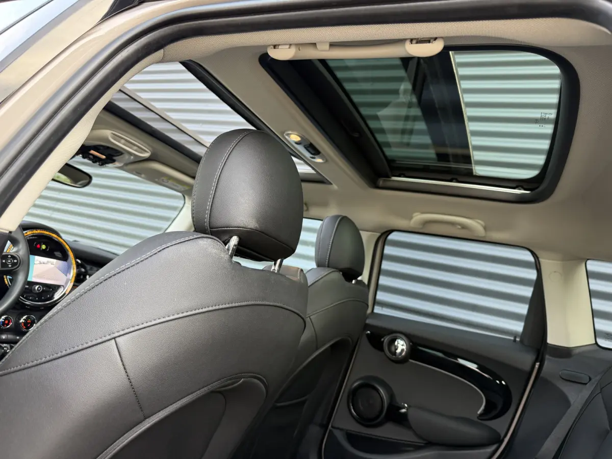 1.5 Cooper Pano/Leder/Apple/Camera